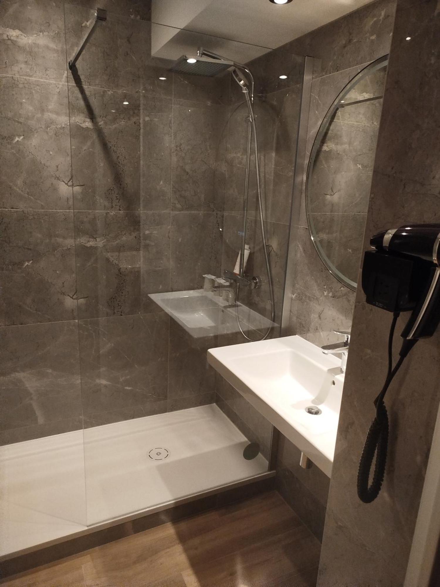 Kyriad Hotel Tours Centre Exteriér fotografie