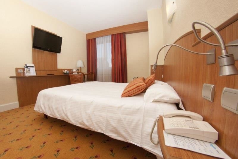 Kyriad Hotel Tours Centre Exteriér fotografie